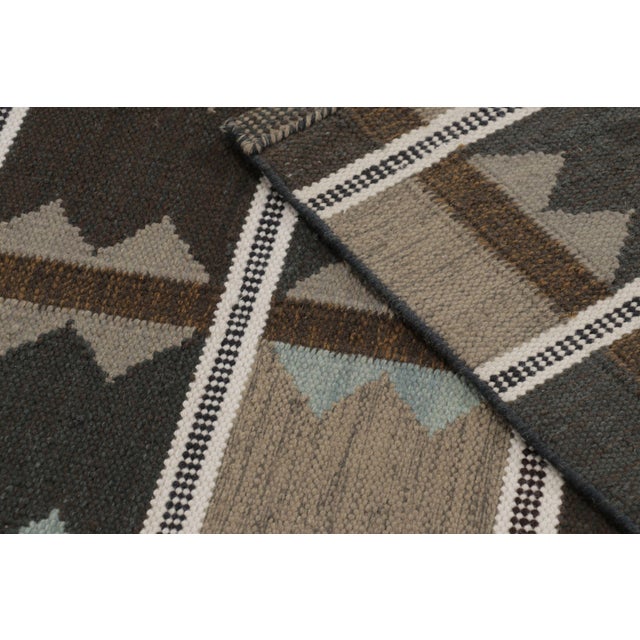 Beige Rug & Kilim’s Scandinavian-Inspired Rug, Beige-Brown and Blue Geometric Patterns For Sale - Image 8 of 10