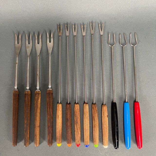 Vintage Mid-Century Modern Teak Wood Fondue Forks Inox France Perk Switzerland - Mixed Lot of 13 For Sale - Image 13 of 13