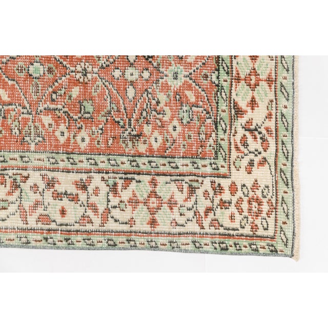 Vintage Turkish Area Rug, Floral Anatolian Design, Handwoven Wool For Sale - Image 4 of 10