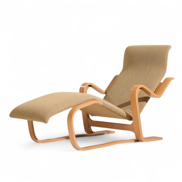 Mid-Century Modern Marcel Breuer Mid Century Bentwood Chaise Lounge For Sale - Image 3 of 9