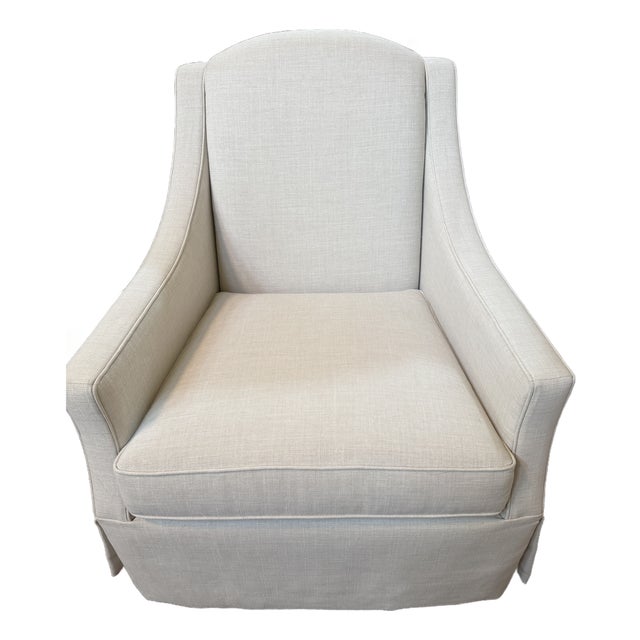 Mint Condition Ethan Allen Small Scale Swivel Upholstered Accent Chair For Sale