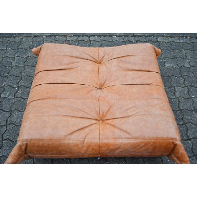 Early 21st Century Vintage Togo Ottoman in Cognac Leather by Michel Ducaroy for Ligne Roset, 1970s For Sale - Image 5 of 13