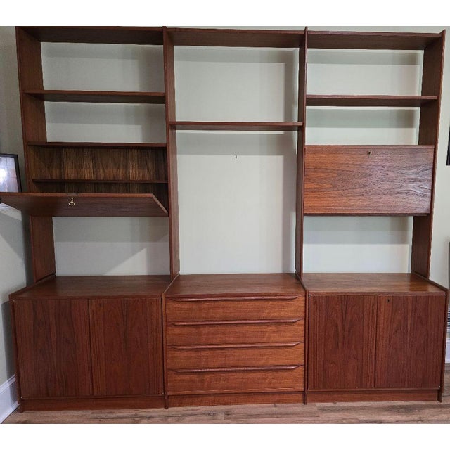 1960s Scandanavian Teak Wall System For Sale - Image 10 of 11