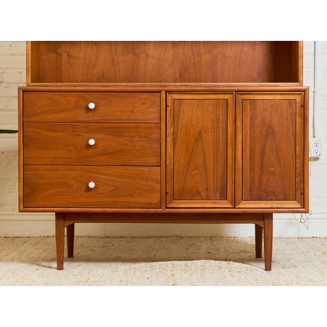 Mid-Century Modern Mid 20th Century Drexel Kipp Stewart Hutch For Sale - Image 3 of 10