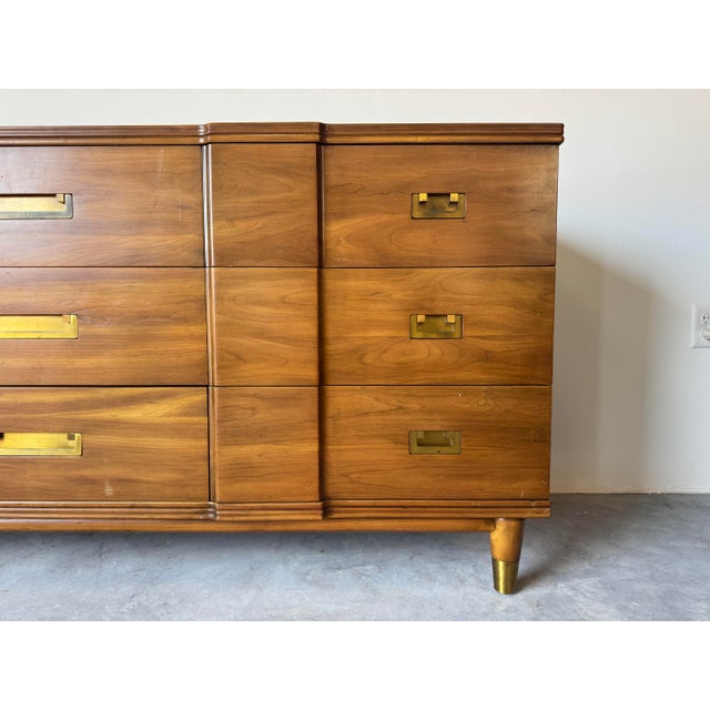 Mid-Century Modern 1970’s Mid-Century Modern John Widdicomb 9-Drawer Dresser With Brass Hardware For Sale - Image 3 of 12