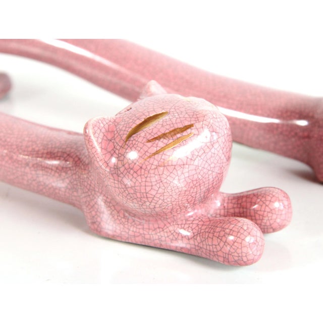 Vintage Mid Century Modern Pink Stretching Cat Salt & Pepper Shakers - New Old Stock For Sale - Image 4 of 8