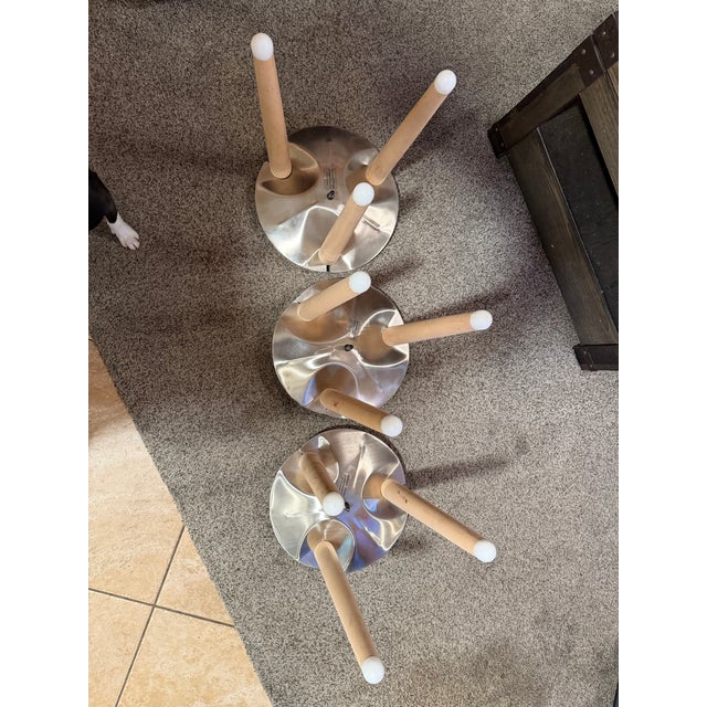 3 extremely rare modern design PUFF stools by Moran Barmaper are the focus of everyone’s attention. They split a classic...