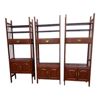 Mid 20th Century Vintage American Traditional Room Divider Shelving Unit Bookcase For Sale