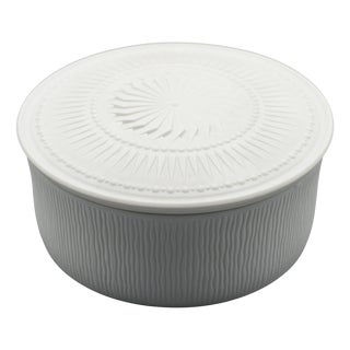 Mid-Century Modern Bisque Porcelain Lidded Box by Manfred Frey for AK Kaiser, Germany, 1970s For Sale