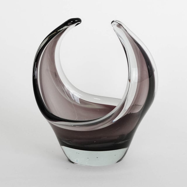 An artistic fruit bowl made of artistic glass, produced in the 1960s, Italian manufacture. An impressive sculptural form...