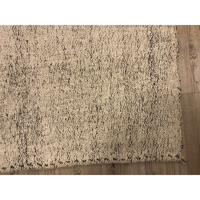 1960s Vintage Handmade Decorative Vintage Kilim Rug- 2′7″ × 8′6″ For Sale - Image 9 of 11