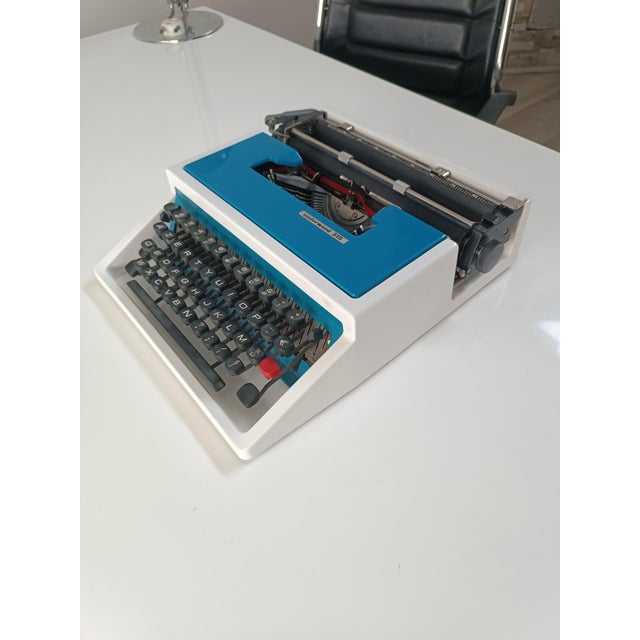 Space Age Model 315 Typewriter from Underwood, 1970s For Sale - Image 15 of 15