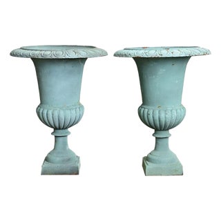 French Pair of 19th Century Cast Iron Planter Urns For Sale