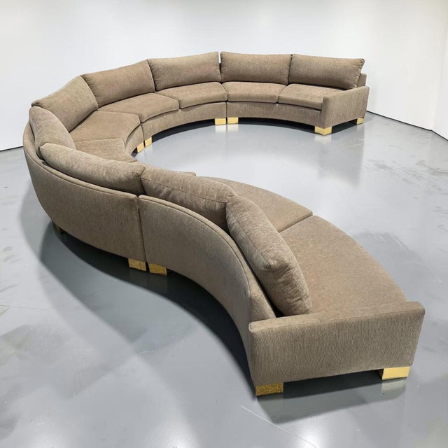 Metal 1970s Serpentine Sectional Sofa With Brass Feet For Sale - Image 7 of 11