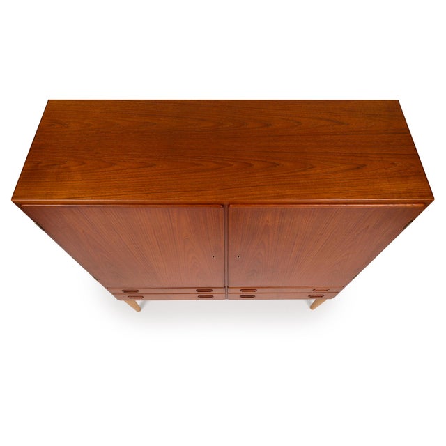 Vintage Danish Mid-Century Hutch/Wardrobe in Teak For Sale - Image 10 of 10