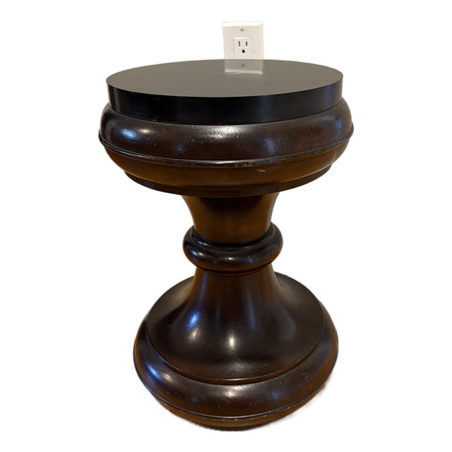 1960s Attributed to John Stuart MCM Turned Wood Side Table For Sale