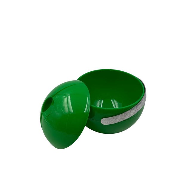 Lime Space Age Green Ice Bucket, 1960s For Sale - Image 8 of 13