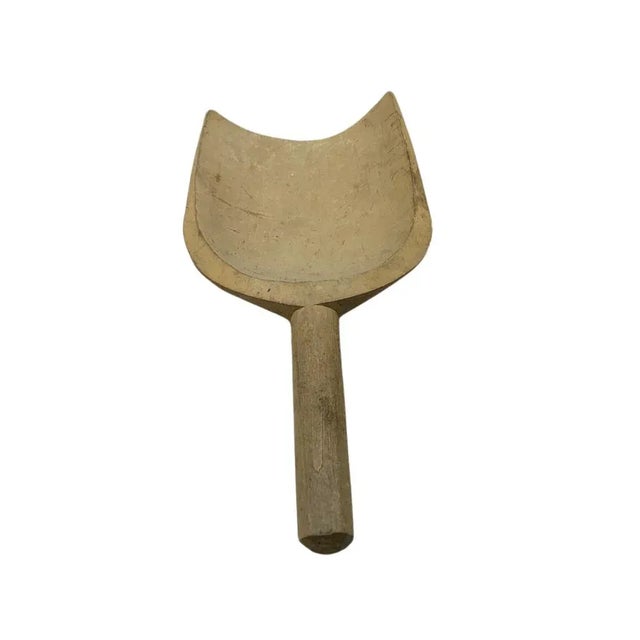 Vintage Wooden Grain Scoop For Sale - Image 4 of 6