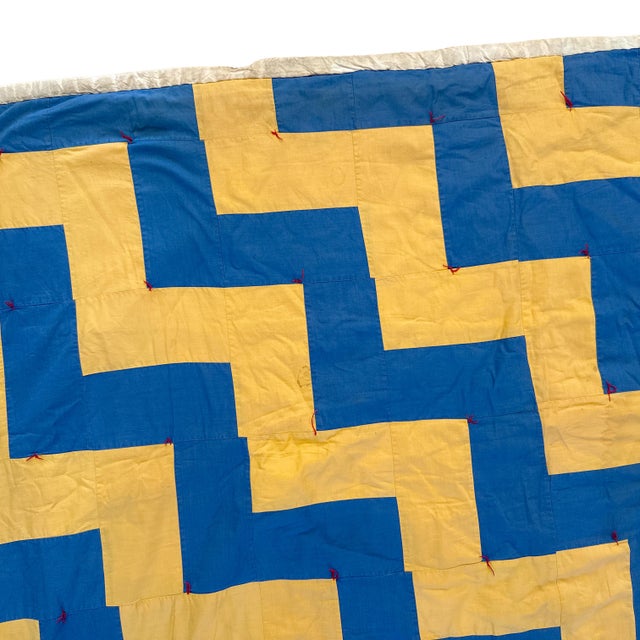 Vintage 1940s Streak of Lightning Cotton Quilt - Blue and Yellow Staircase Geometric Stepped Pattern - 77" X 57" For Sale - Image 9 of 18