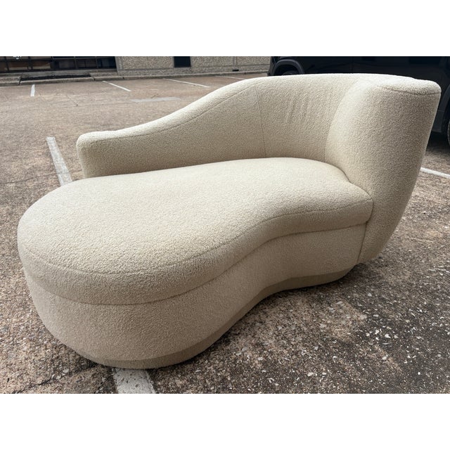 Post-Modern Chaise by Vladimir Kagan for Weiman For Sale In Houston - Image 6 of 13