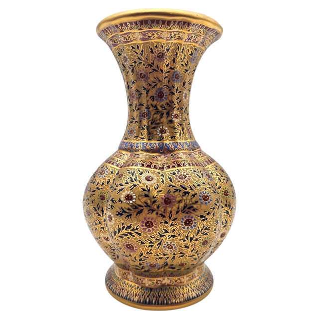 Mid 20th Century Thai Benjarong 22k Gold Enamel Floral Vase 8" For Sale - Image 5 of 13