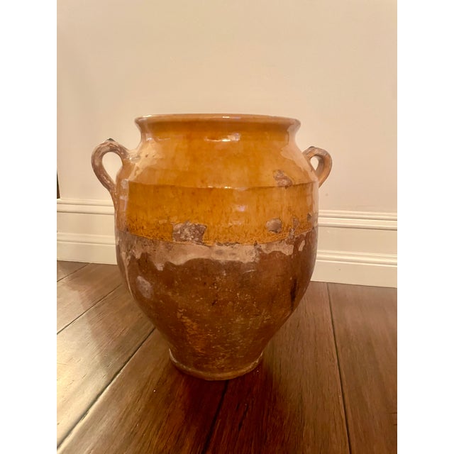 Rustic European Original Antique French Confit Pot With Golden Carmel Glaze For Sale - Image 3 of 15