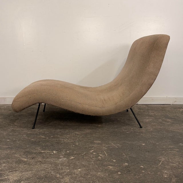 Mid-Century Modern Authentic Adrian Pearsall Wave Chaise for Craft Associates With Iron Legs For Sale - Image 3 of 11