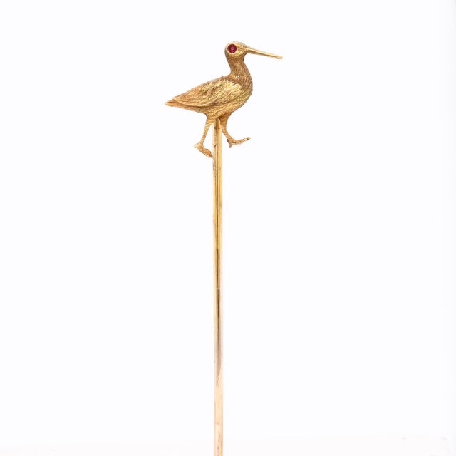 Mid-Century Modern Vintage 14k Gold & Ruby Figural Sand Piper Stickpin For Sale - Image 3 of 9