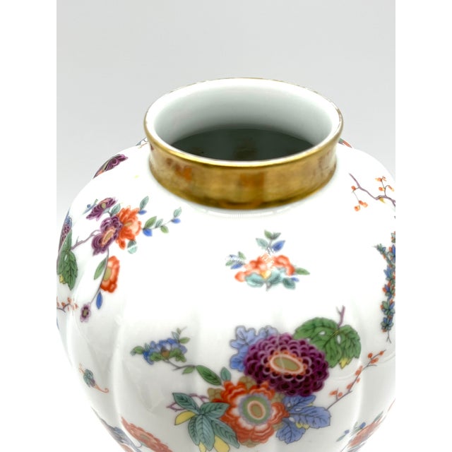 Porcelain Vase with Heron, Flower & Butterfly Motif from Thomas Bavaria, 1990s For Sale - Image 6 of 12