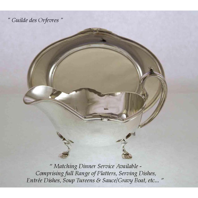 1970s 1970’s Vintage/New Silverplate Entree Dish & Cover With Platters Sauce/ Boat & Tray With Jubilee, Patented Applied Border- 4 Pieces For Sale - Image 5 of 15