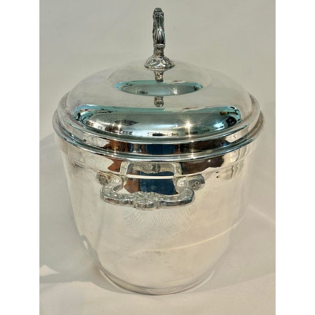 1960s Vintage 1970’s Sheridan Taunton Attributed Silverplate Ice Bucket With Milk Glass Liner For Sale - Image 5 of 12