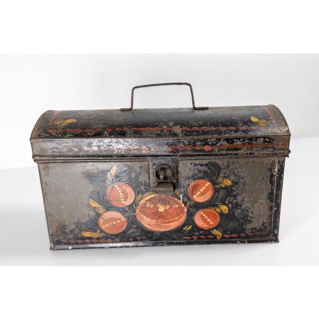 19th Century Primitive Americana Painted Toleware Tin Box For Sale - Image 4 of 15