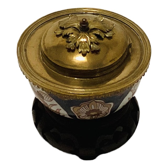 19th Century Imari Bowl Repurposed as an Inkwell Mounted in Brass. Charming Acorn Finial W Oak Leaves. For Sale