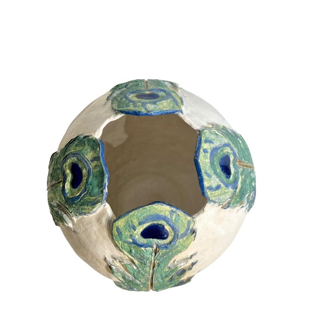 Majolica Vintage Italian Earthenware Vase With Stylized Peacock Feather Design For Sale - Image 4 of 13