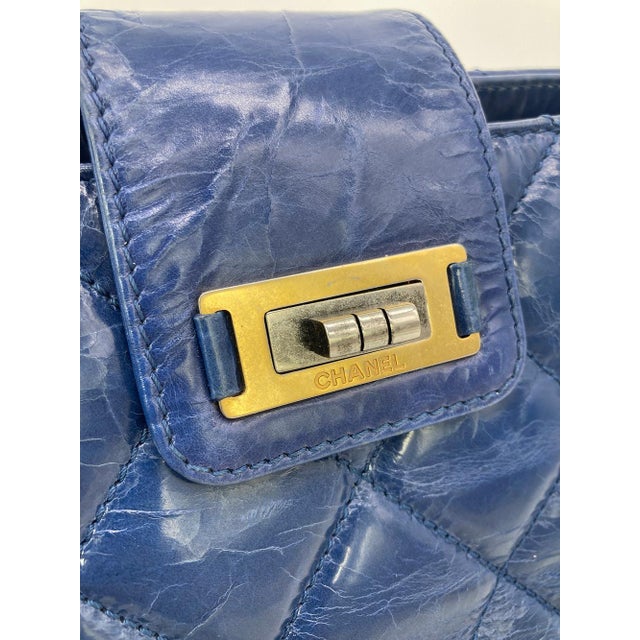 Chanel Blue Glazed Calfskin Quilted Tote Bag For Sale In Philadelphia - Image 6 of 12