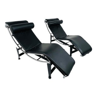 1970s Black Leather & Chrome Lounge in the Style of Le Corbusier For Sale