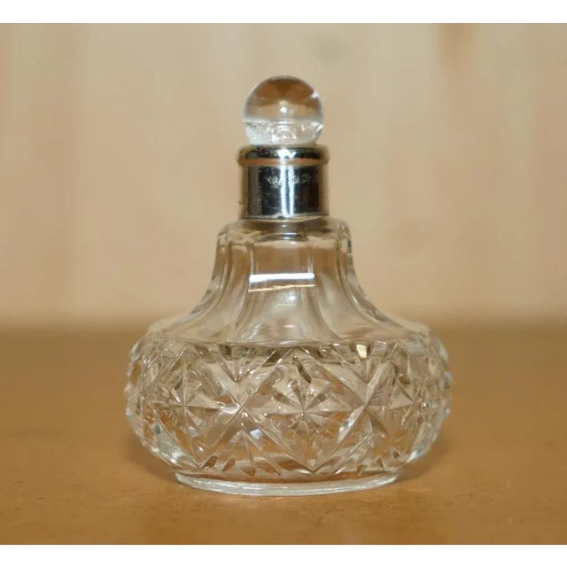 Art Deco Antique Sterling Silver Perfume Bottle in Cut Glass Crystal, 1929 For Sale - Image 3 of 11