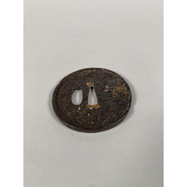 Asian Tsuba Maru-gata Edo period (1603-1868) Japan 17th Century For Sale - Image 3 of 6