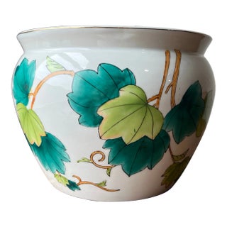 Vintage Chinese Porcelain Ivy Leaf Motif Cachepot Planter For Sale