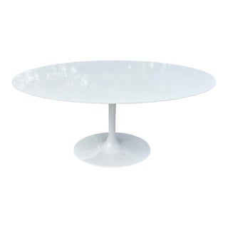 Vintage Contemporary Eternity Modern Dining Table After Saarinen For Sale
