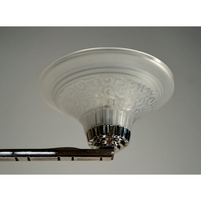 1930s Muller Freres French Art Deco 3-Arm Chandelier 1930s - Volute Frosted Glass For Sale - Image 5 of 7