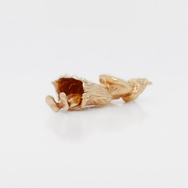 Vintage 14k Gold Figural Kinetic Hula Dancer Charm for a Bracelet For Sale - Image 11 of 12