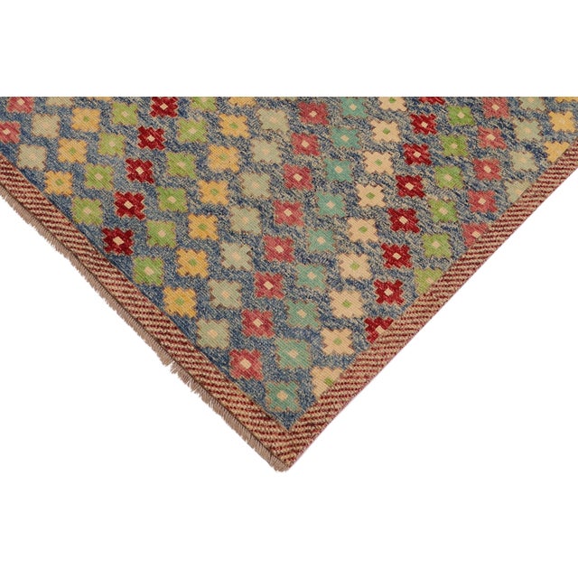 1990s Contemporary Balochi Blue/Red Wool Rug - 4'1''x6'0'' For Sale - Image 5 of 11
