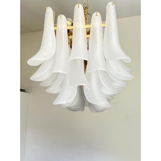 Murano Contemporary Modern Frosted "Selle" Murano Glass Rectangular Chandelier in Mazzega Style For Sale - Image 4 of 7