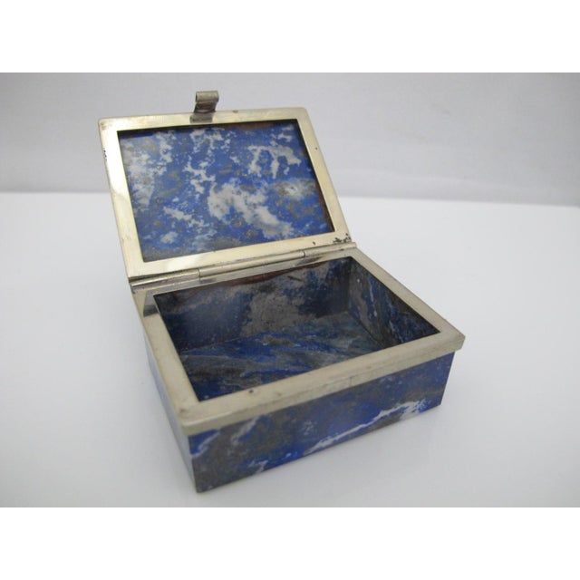 Mid 20th Century Small Lapis Lazuli Ring Pill Trinket Box With Silver Metal Trim & Hinged Lid For Sale - Image 5 of 9