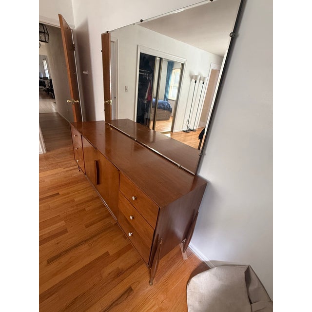 Vintage John Cameron Distinctive Furniture mid-century modern dresser / lowboy with large matching mirror. Features six...