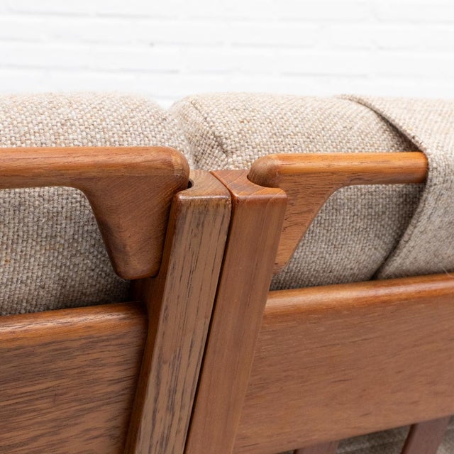 GE-375/3 Three-Seater Sofa by Hans Wegner for Getama For Sale - Image 12 of 17