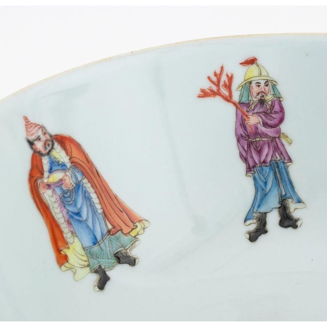 Early 20th Century Chinese Famille Rose Porcelain Bowl For Sale - Image 5 of 9