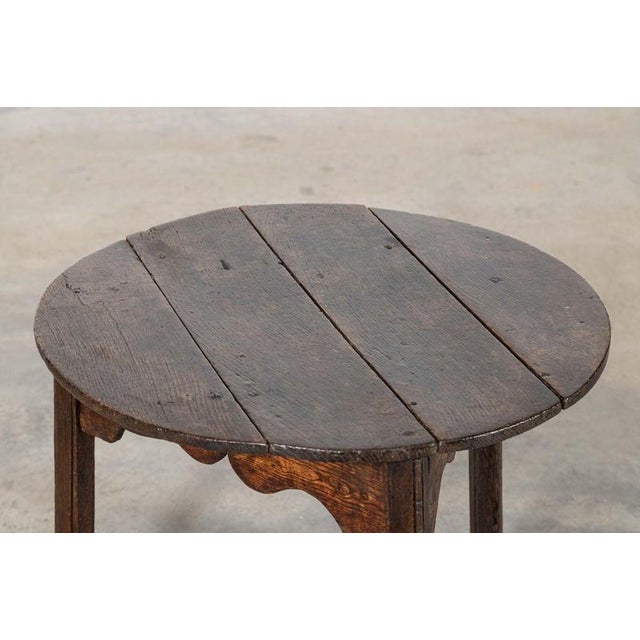 18th Century English Vernacular Oak Cricket Table, 1790 For Sale - Image 9 of 13