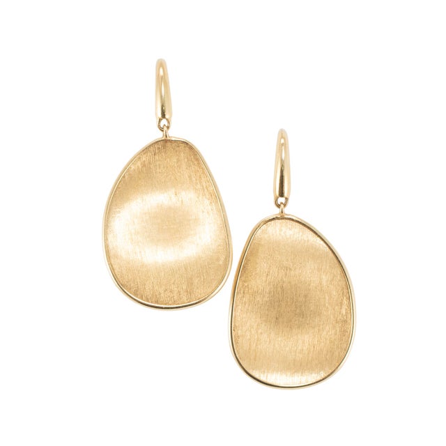 Brand: Marco Blcego Gender: Ladies Metal Type: 18K Yellow Gold Length: 1.25 inches Width: 0.80 mm Weight: 3.57 grams MARCO...